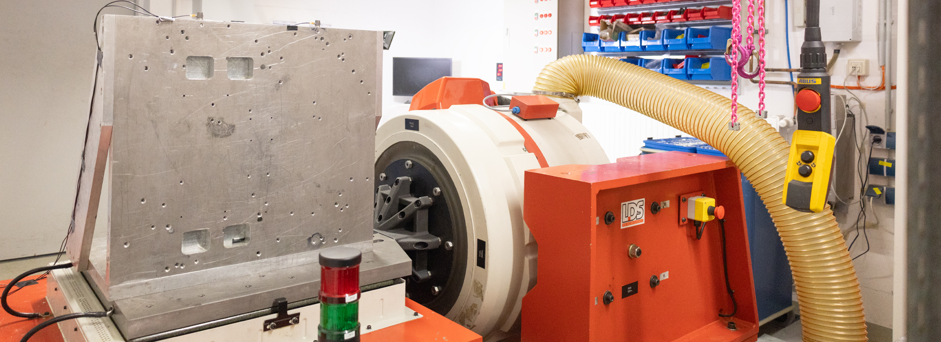 Schock- und Vibrationstests im BLOCKLab | Zuverlässige Prüfverfahren ...